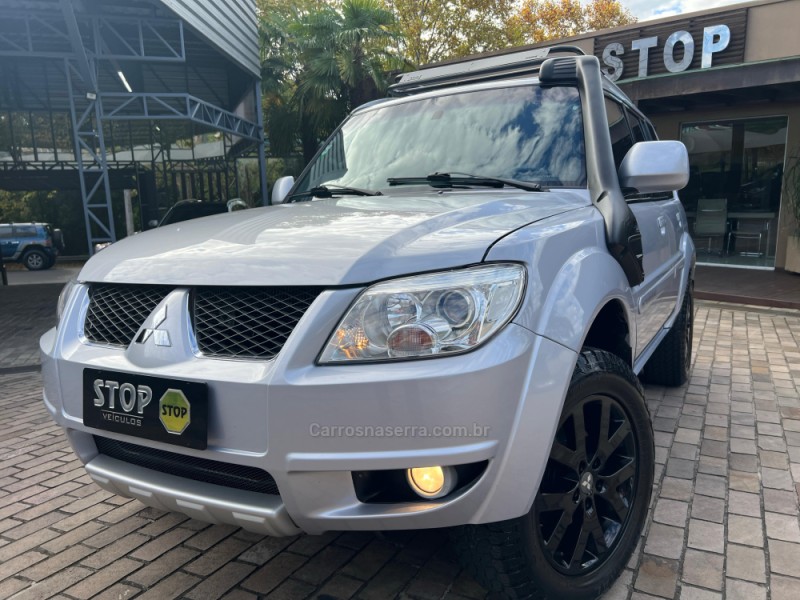 PAJERO TR4 2.0 4X4 16V 131CV GASOLINA 4P AUTOMÁTICO - 2012 - DOIS IRMãOS