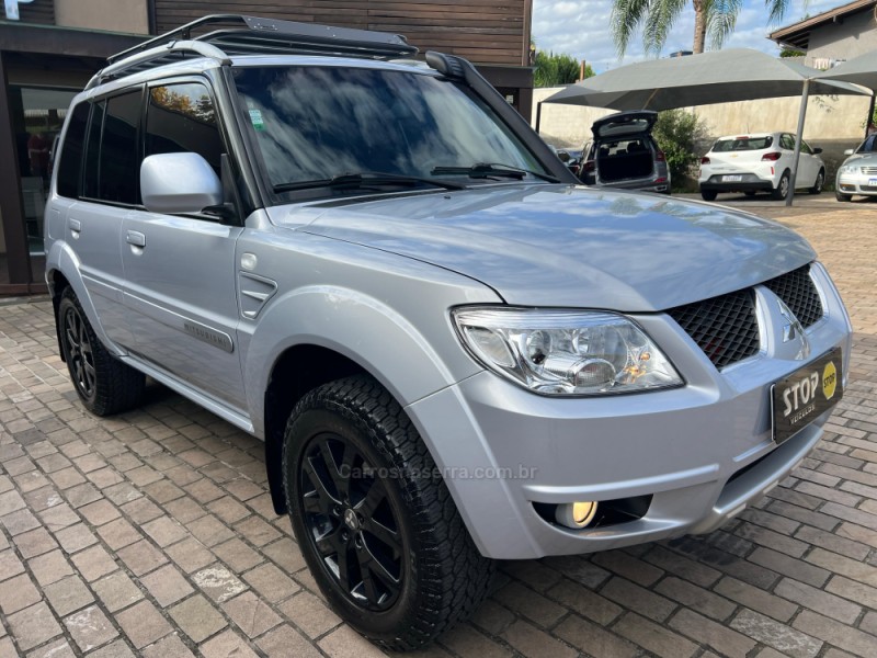 PAJERO TR4 2.0 4X4 16V 131CV GASOLINA 4P AUTOMÁTICO - 2012 - DOIS IRMãOS