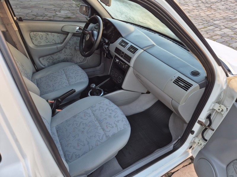 SAVEIRO 1.8 MI CS 8V GASOLINA 2P MANUAL G.III - 2001 - CAXIAS DO SUL