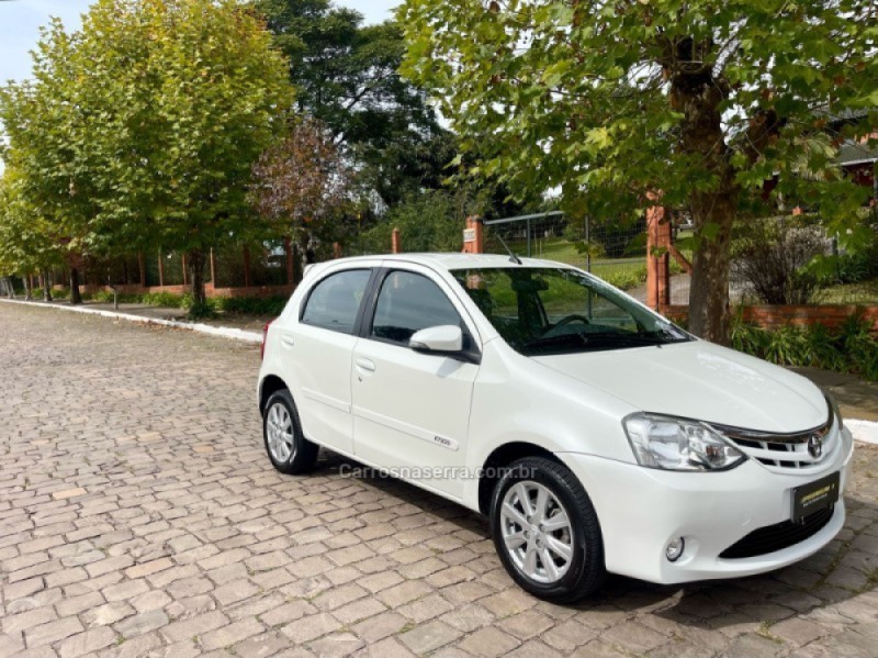 ETIOS 1.5 XLS 16V FLEX 4P AUTOMÁTICO - 2017 - BENTO GONçALVES