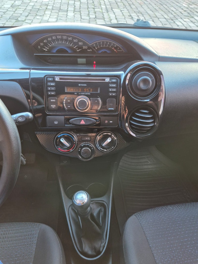 ETIOS 1.3 X 16V FLEX 4P MANUAL - 2014 - CAXIAS DO SUL