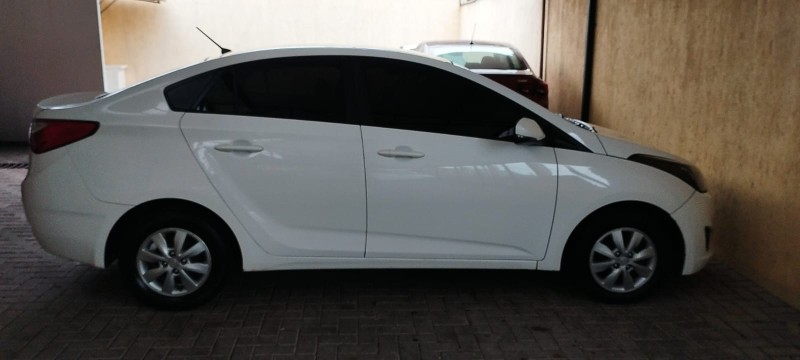 HB20S 1.0 COMFORT 12V FLEX 4P MANUAL - 2014 - CANELA