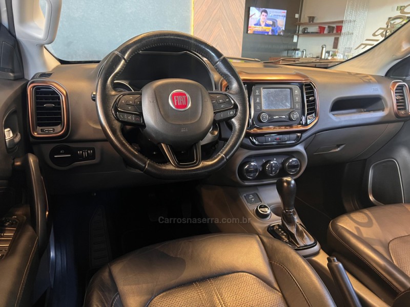 TORO 2.0 16V TURBO DIESEL VOLCANO AT9 4X4 AUTOMÁTICO - 2018 - CAMPO BOM