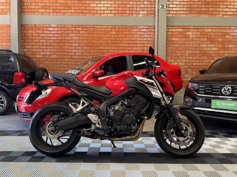 CB 650 F - 2018 - BENTO GONçALVES