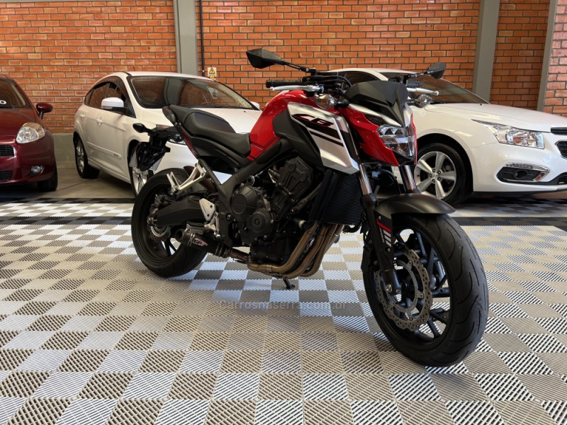 CB 650 F - 2018 - BENTO GONçALVES