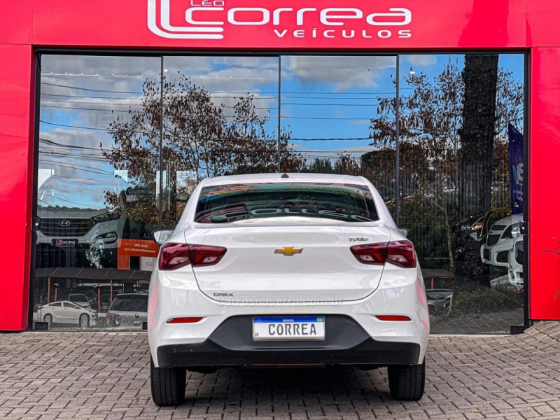 ONIX 1.0 PLUS 12V TURBO 4P AUTOMÁTICO - 2022 - CANELA