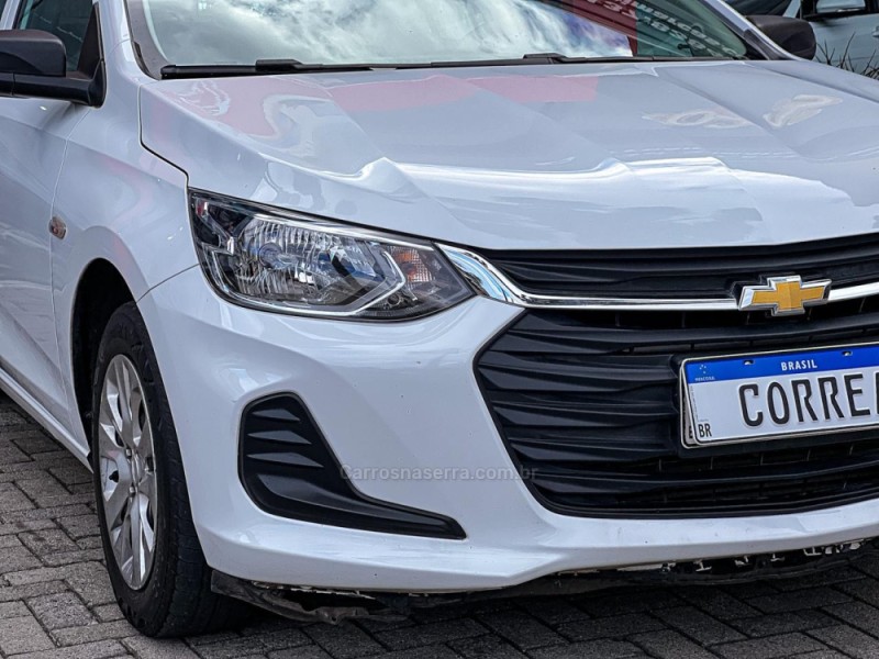 ONIX 1.0 PLUS 12V TURBO 4P AUTOMÁTICO - 2022 - CANELA