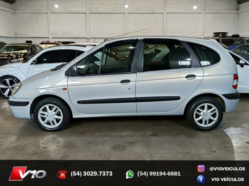 SCÉNIC 1.6 RT 16V GASOLINA 4P MANUAL - 2002 - CAXIAS DO SUL