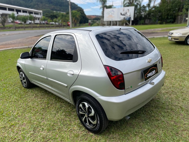 CELTA 1.0 MPFI 8V GASOLINA 4P MANUAL - 2013 - BOM PRINCíPIO
