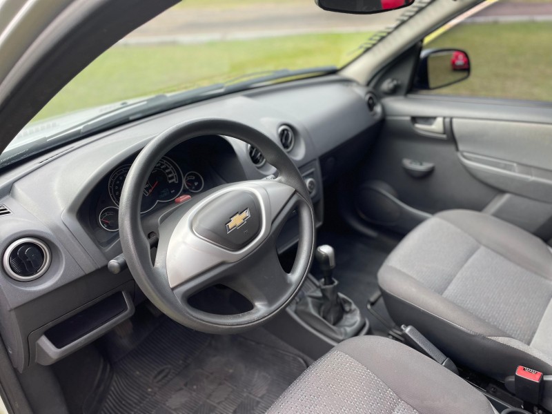 CELTA 1.0 MPFI 8V GASOLINA 4P MANUAL - 2013 - BOM PRINCíPIO