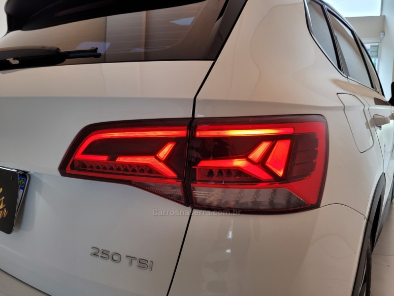 TAOS 1.4 16V HIGHLINE TSI FLEX 4P AUTOMÁTICO - 2023 - CANELA
