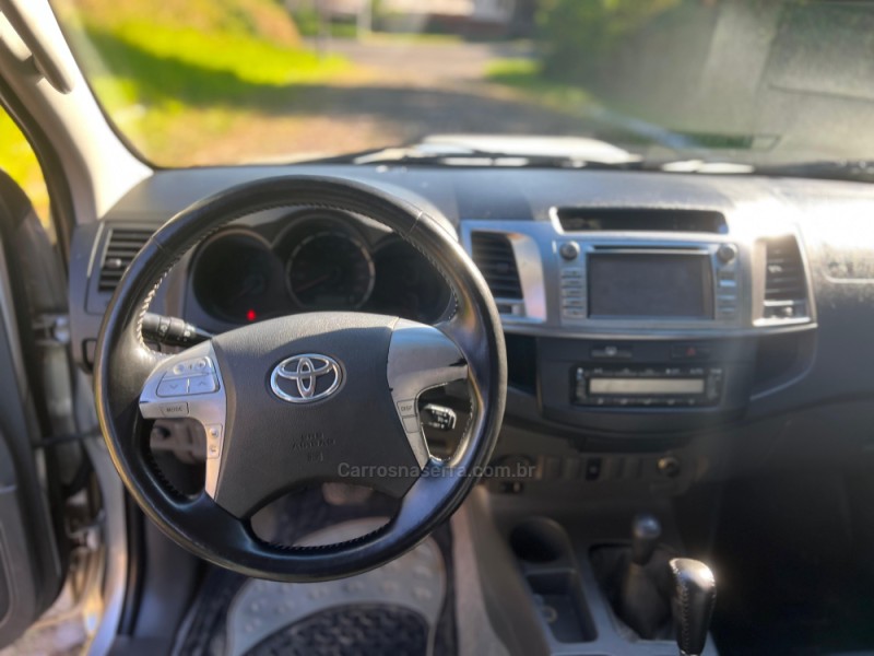 HILUX 3.0 SRV LIMITED EDITION 4X4 CD 16V TURBO INTERCOOLER DIESEL 4P AUTOMÁTICO - 2013 - PORTãO