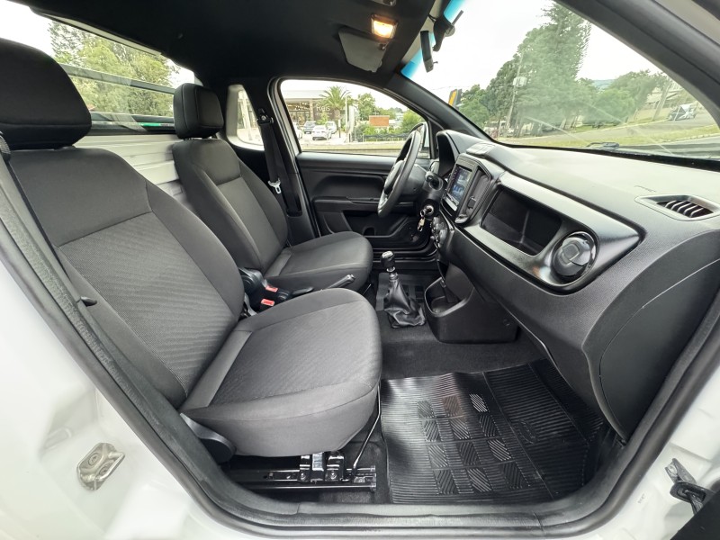 STRADA 1.4 ENDURANCE CS PLUS 8V FLEX 2P MANUAL - 2022 - DOIS IRMãOS