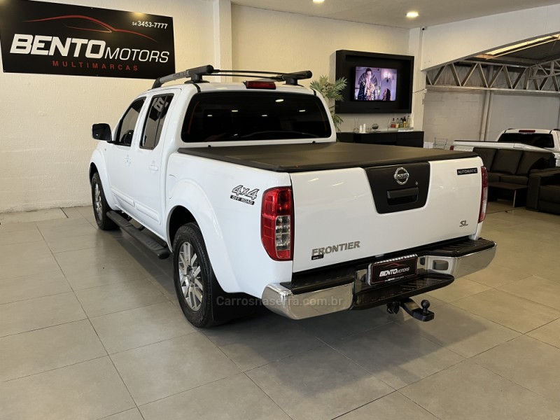 FRONTIER 2.5 SL 4X4 CD TURBO ELETRONIC DIESEL 4P AUTOMÁTICO - 2014 - BENTO GONçALVES