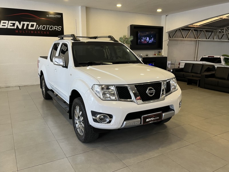 FRONTIER 2.5 SL 4X4 CD TURBO ELETRONIC DIESEL 4P AUTOMÁTICO - 2014 - BENTO GONçALVES
