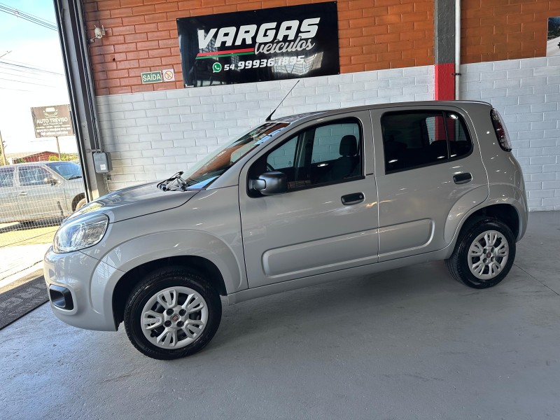 UNO 1.0 EVO ATTRACTIVE 8V FLEX 4P MANUAL - 2016 - CAXIAS DO SUL