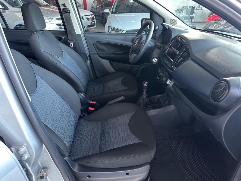 UNO 1.0 EVO ATTRACTIVE 8V FLEX 4P MANUAL - 2016 - CAXIAS DO SUL