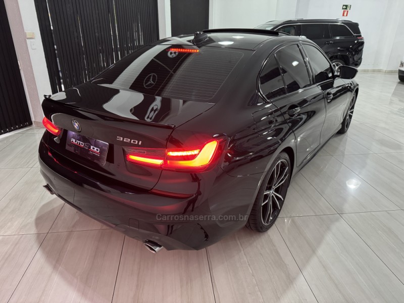 320I 2.0 M SPORT 16V TURBO GASOLINA 4P AUTOMÁTICO - 2021 - CAXIAS DO SUL