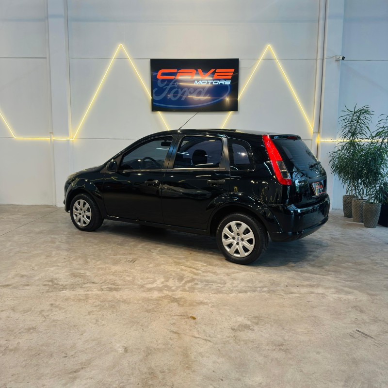 FIESTA 1.6 MPI CLASS HATCH 8V FLEX 4P MANUAL - 2011 - CAXIAS DO SUL