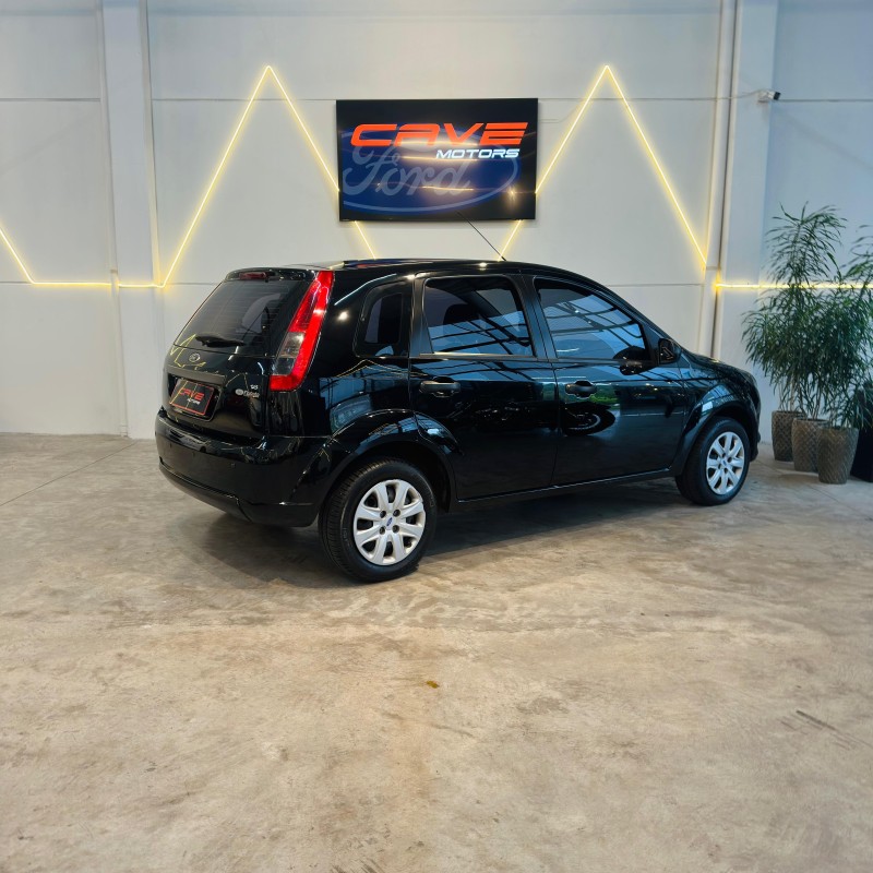 FIESTA 1.6 MPI CLASS HATCH 8V FLEX 4P MANUAL - 2011 - CAXIAS DO SUL