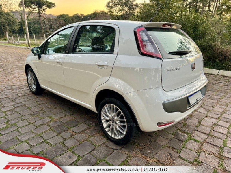 PUNTO 1.6 ESSENCE 16V FLEX 4P MANUAL - 2013 - NOVA PRATA