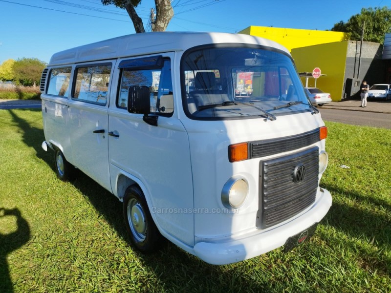kombi 1.4 mi std escolar 8v flex 3p manual 2013 novo hamburgo