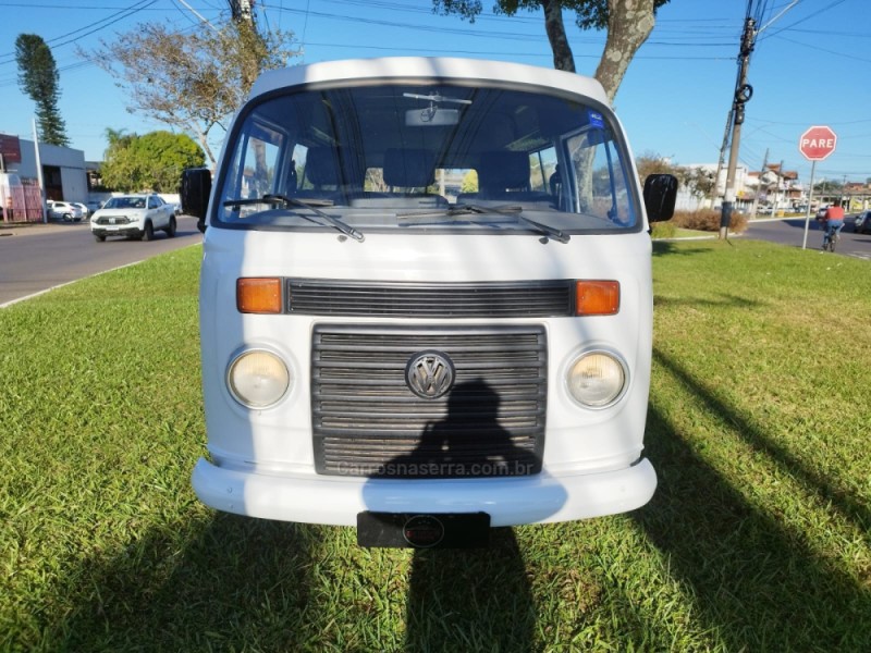 KOMBI 1.4 MI STD ESCOLAR 8V FLEX 3P MANUAL - 2013 - NOVO HAMBURGO