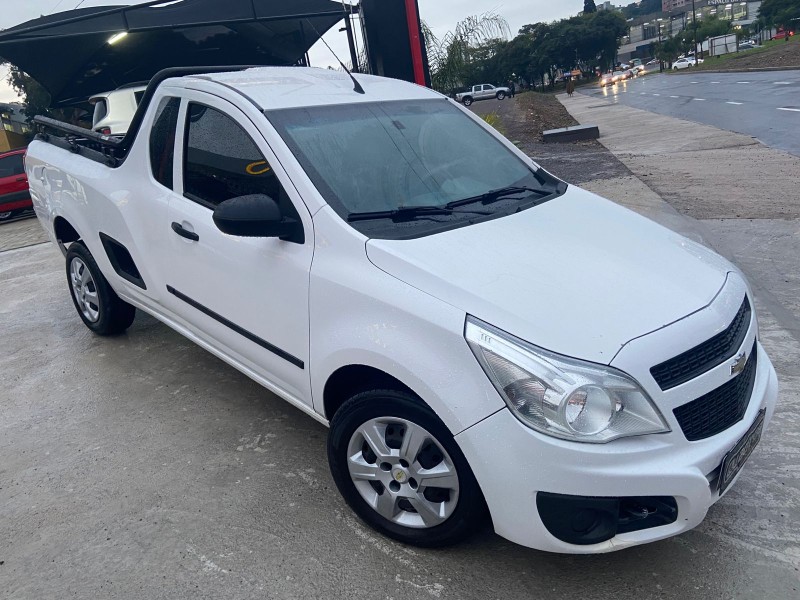 MONTANA 1.4 MPFI LS CS 8V FLEX 2P MANUAL