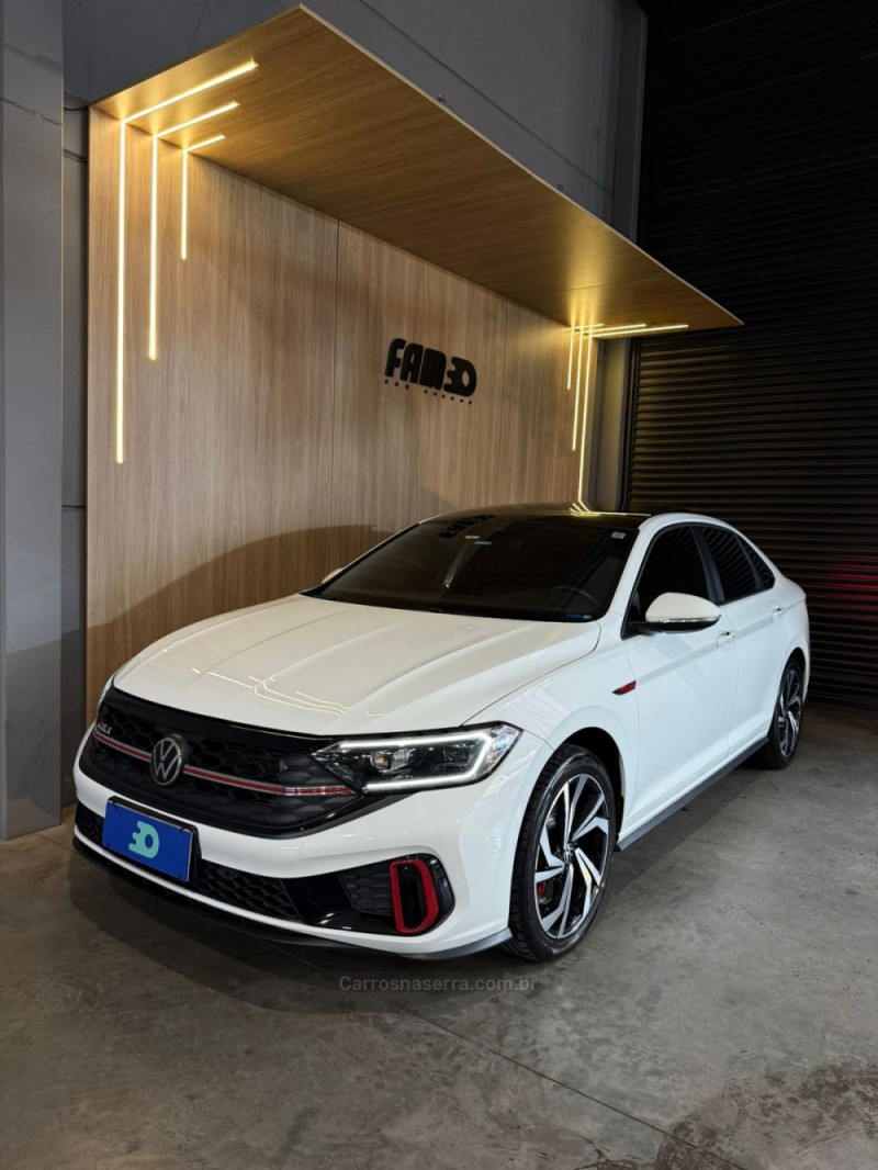 jetta 2.0 16v tsi gli 350 gasolina 4p automatico 2023 lajeado