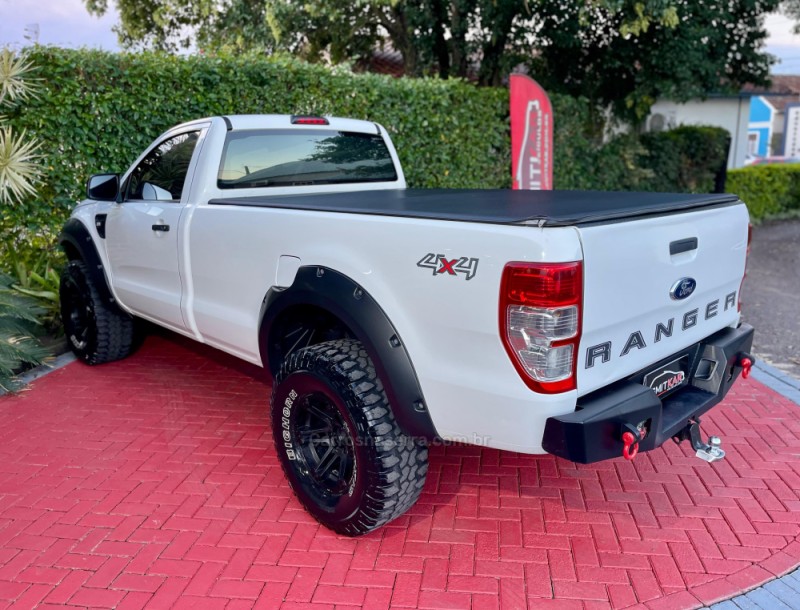 RANGER 2.2 XL 4X4 CS 16V DIESEL 2P MANUAL - 2014 - ROLANTE
