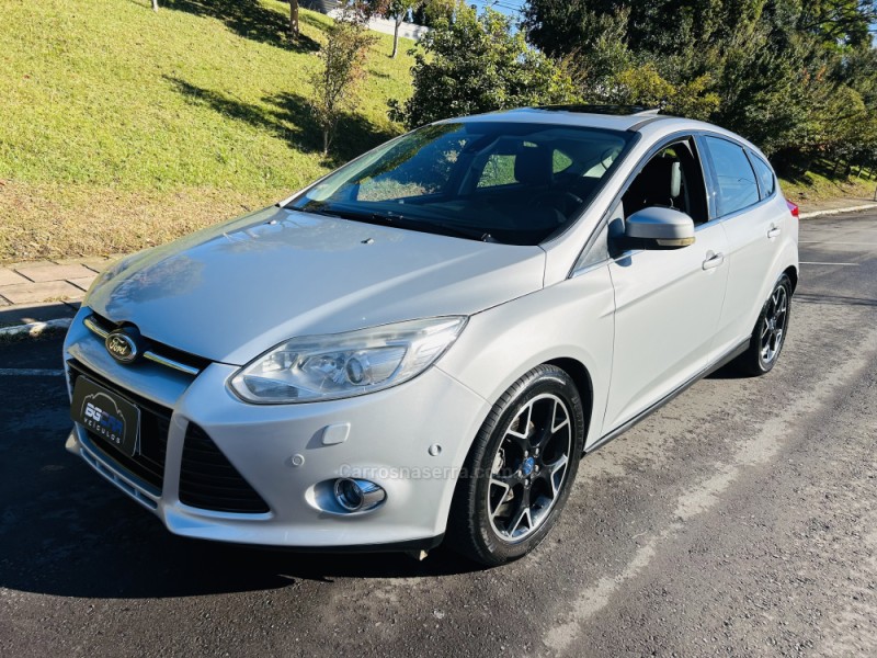 FOCUS 2.0 TITANIUM PLUS FASTBACK 16V FLEX 4P AUTOMÁTICO - 2014 - BENTO GONçALVES