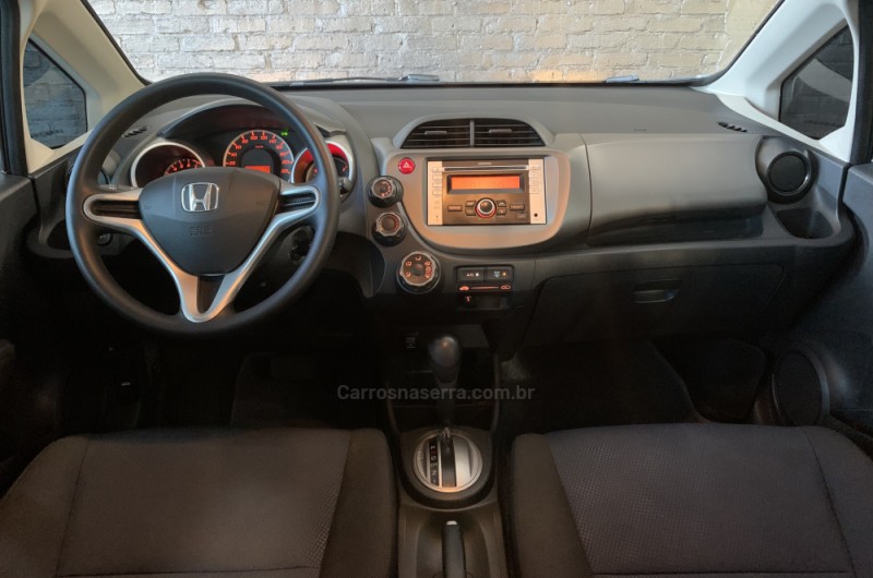 FIT 1.4 LX 8V GASOLINA 4P AUTOMÁTICO - 2014 - CAXIAS DO SUL