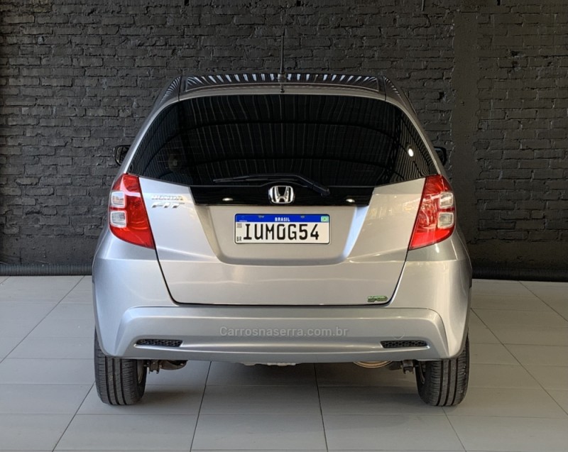 FIT 1.4 LX 8V GASOLINA 4P AUTOMÁTICO - 2014 - CAXIAS DO SUL