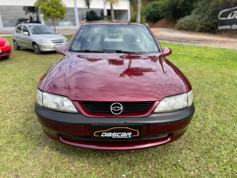 VECTRA 2.2 MPFI GLS 8V GASOLINA 4P MANUAL - 1997 - BOM PRINCíPIO