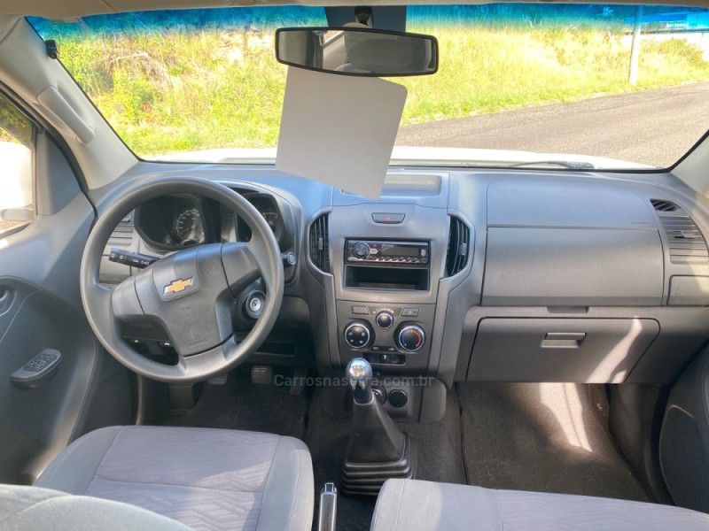 S10 2.8 LS 4X4 CD 16V TURBO DIESEL 4P MANUAL - 2015 - FLORES DA CUNHA