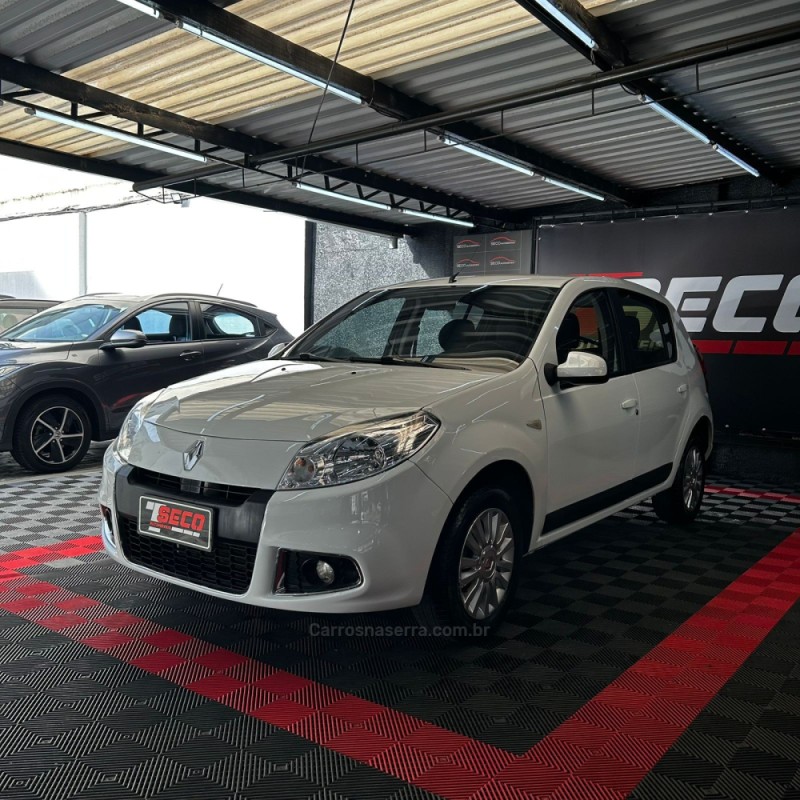 SANDERO 1.6 PRIVILÉGE 16V FLEX 4P MANUAL - 2013 - PASSO FUNDO