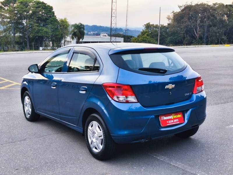 ONIX 1.0 MPFI LT 8V FLEX 4P MANUAL - 2015 - CAXIAS DO SUL