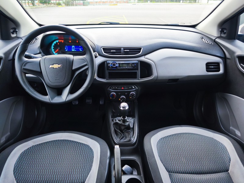ONIX 1.0 MPFI LT 8V FLEX 4P MANUAL - 2015 - CAXIAS DO SUL