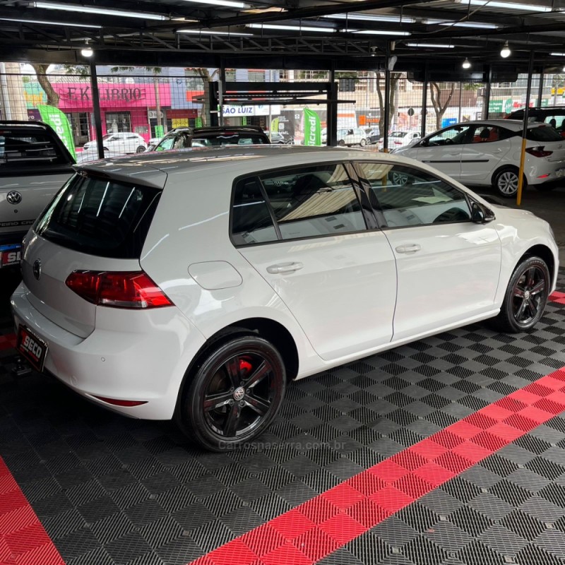 GOLF 1.6 MSI COMFORTLINE 16V TOTAL FLEX 4P TIPTRONIC - 2016 - PASSO FUNDO