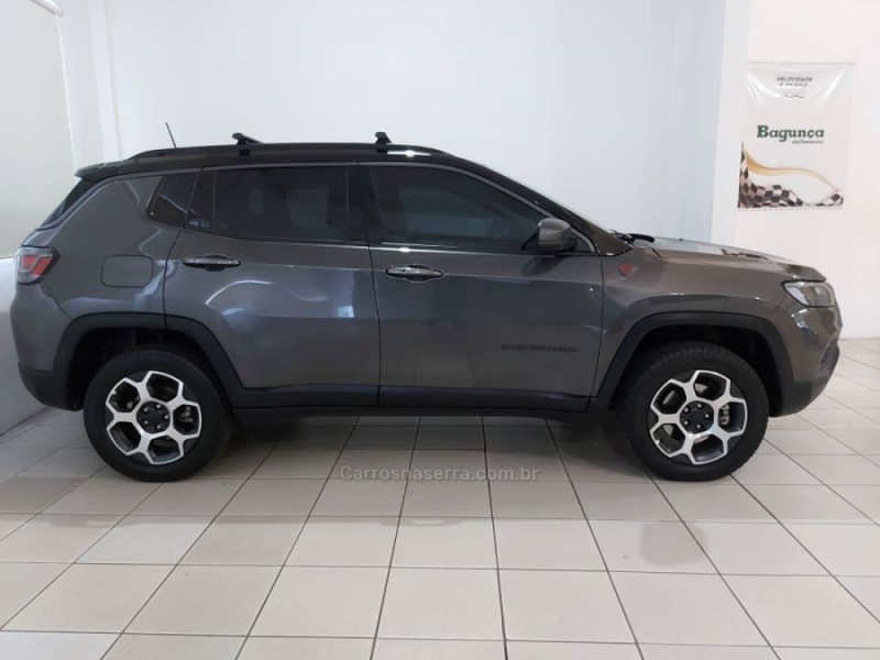 COMPASS 2.0 16V DIESEL TRAILHAWK 4X4 AUTOMÁTICO - 2023 - NOVO HAMBURGO