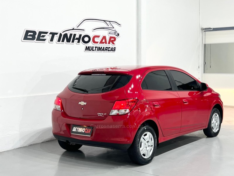ONIX 1.0 LT 12V FLEX 4P MANUAL - 2014 - ESTâNCIA VELHA
