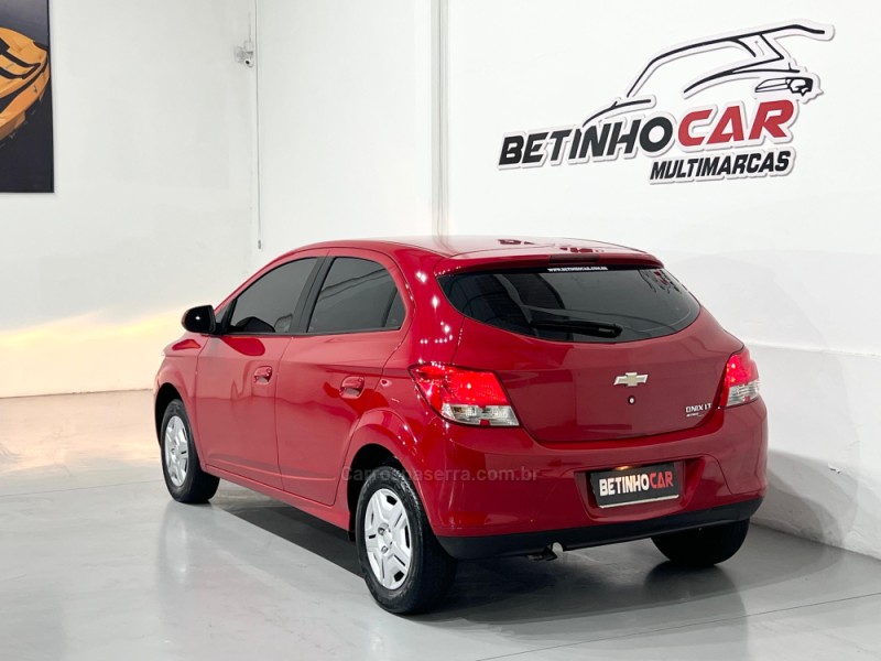 ONIX 1.0 LT 12V FLEX 4P MANUAL - 2014 - ESTâNCIA VELHA