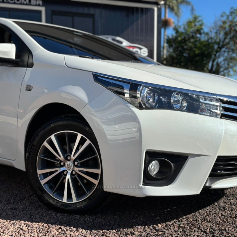 COROLLA 2.0 ALTIS 16V FLEX 4P AUTOMÁTICO - 2015 - LAJEADO