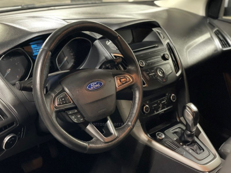 FOCUS 2.0 SE SEDAN 16V FLEX 4P AUTOMÁTICO - 2016 - CAXIAS DO SUL