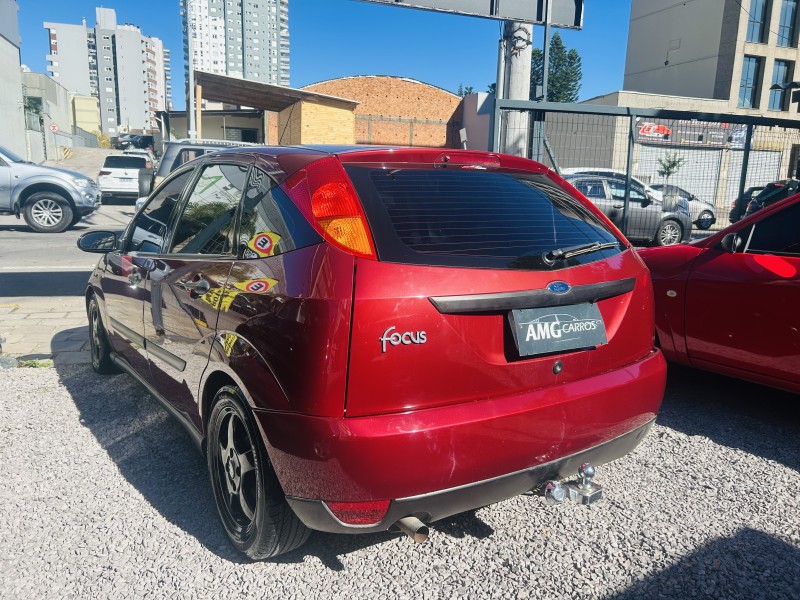 FOCUS 1.8 16V GASOLINA 4P MANUAL - 2001 - CAXIAS DO SUL