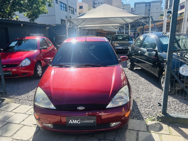 FOCUS 1.8 16V GASOLINA 4P MANUAL - 2001 - CAXIAS DO SUL