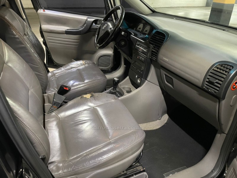 ZAFIRA 2.0 MPFI ELITE 8V FLEX 4P MANUAL - 2007 - CAXIAS DO SUL