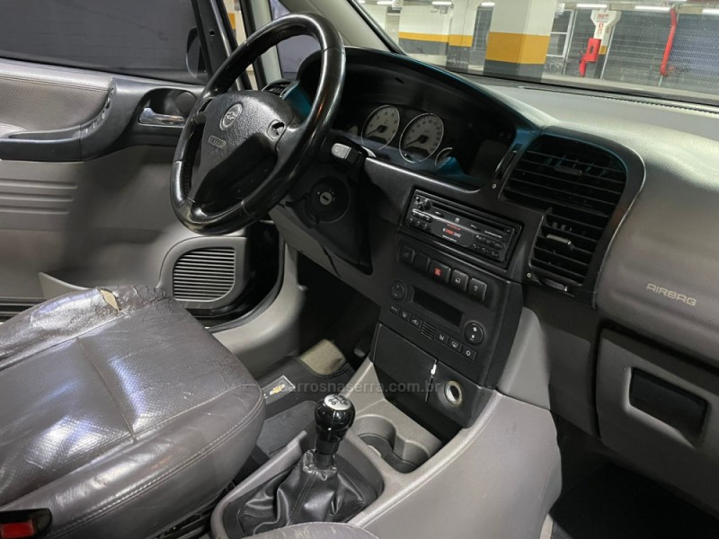 ZAFIRA 2.0 MPFI ELITE 8V FLEX 4P MANUAL - 2007 - CAXIAS DO SUL