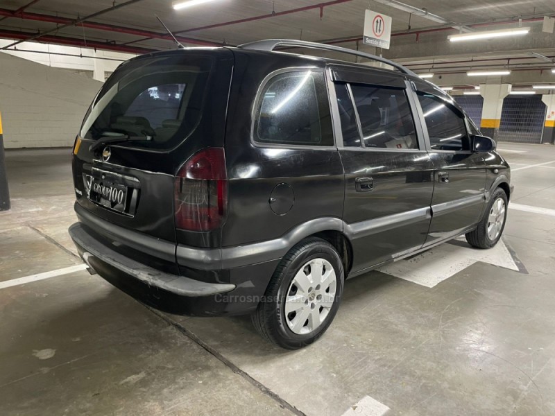 ZAFIRA 2.0 MPFI ELITE 8V FLEX 4P MANUAL - 2007 - CAXIAS DO SUL