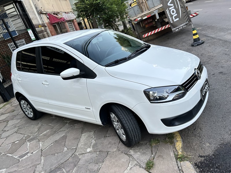 FOX 1.0 ITREND 8V FLEX 4P MANUAL - 2014 - CAXIAS DO SUL